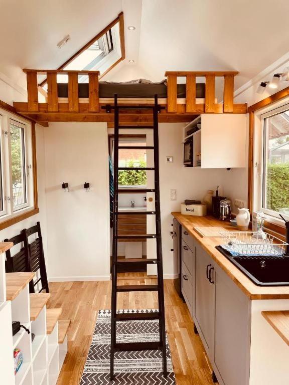 Tiny House Fleesensee Mit Eigenem Garten Und Nur Wenige Meter Vom Seeufer Göhren-Lebbin Εξωτερικό φωτογραφία