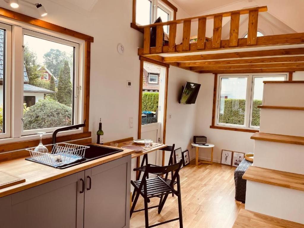 Tiny House Fleesensee Mit Eigenem Garten Und Nur Wenige Meter Vom Seeufer Göhren-Lebbin Εξωτερικό φωτογραφία